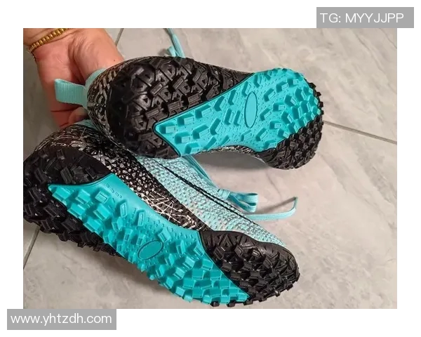 足球明星亲荐的顶级球鞋推荐与实用搭配技巧分享 足球明星亲荐的顶级球鞋推荐与实用搭配技巧分享